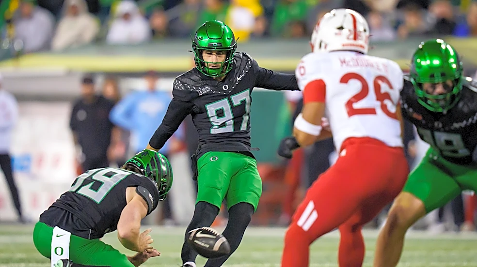 Oregon's Gage Hurych crowned Big Ten Special Teams Player of the Week