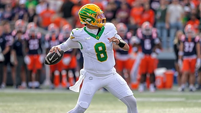 Oregon may simplify offense as QB competition continues