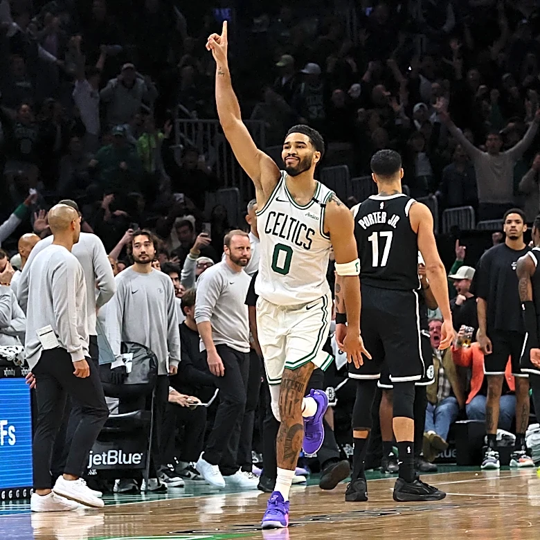 Duke's Jayson Tatum knocks down game-winner during 40-point night vs. Nets