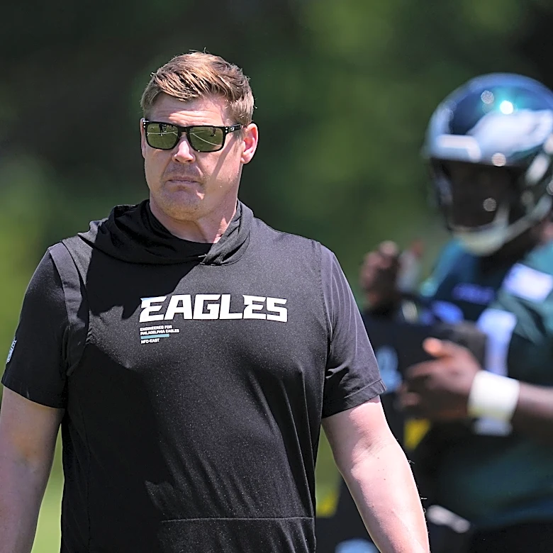 Eagles’ new OL coach must maintain Jeff Stoutland’s standard