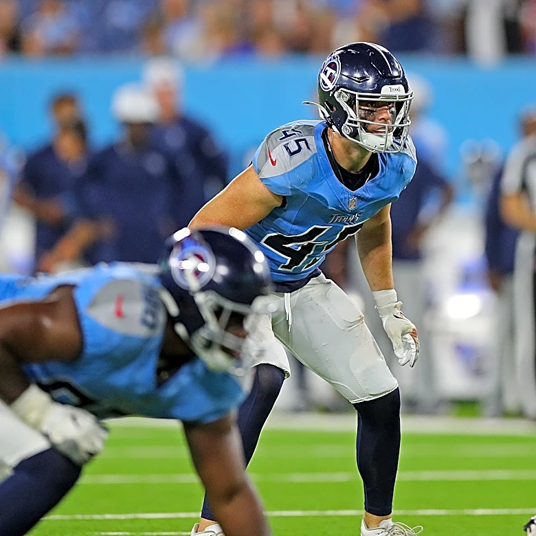 One player on the Eagles' roster bubble at each defensive position