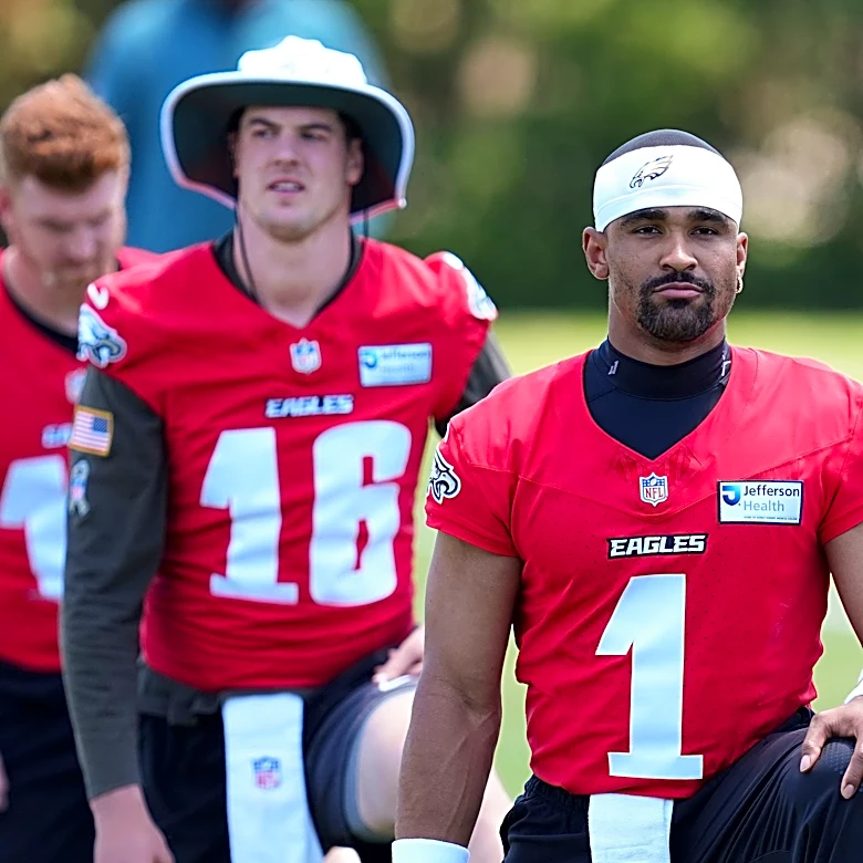 Nick Sirianni keeps Eagles backup quarterback competition wide open