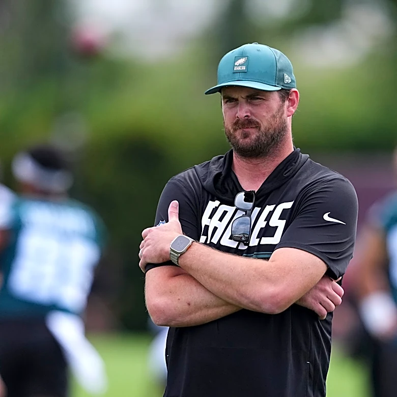 Sean Mannion's offense keeps winning over Eagles skeptics