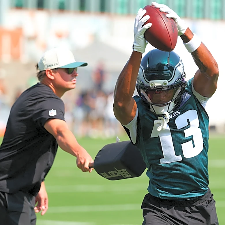 Eagles believe their wide receivers offer diverse skill sets