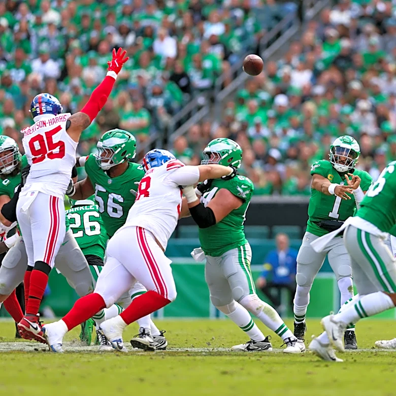 Eagles will wear Kelly Green uniforms against the Giants in Week 9