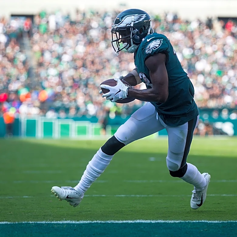 Former Eagles first-round pick Nelson Agholor joins NFL Media