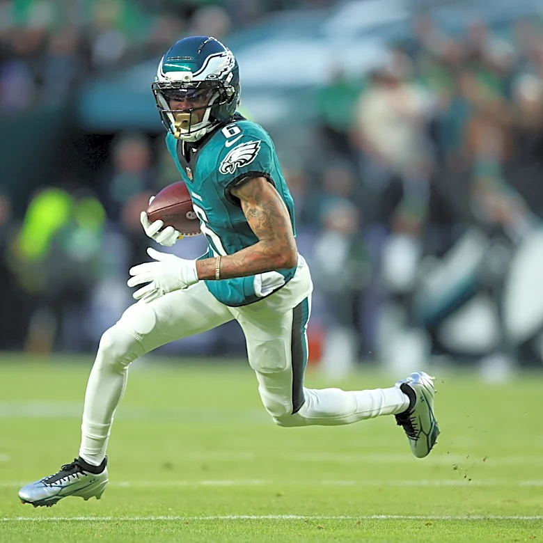 Jason Avant calls DeVonta Smith more well-rounded than A.J. Brown