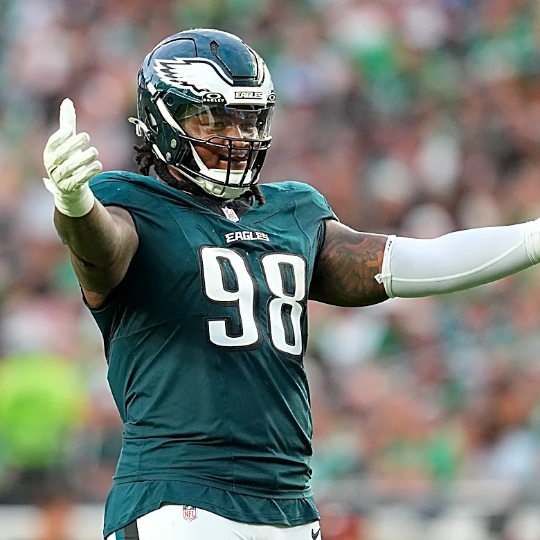 Jalen Carter studies every detail before destroying field goals