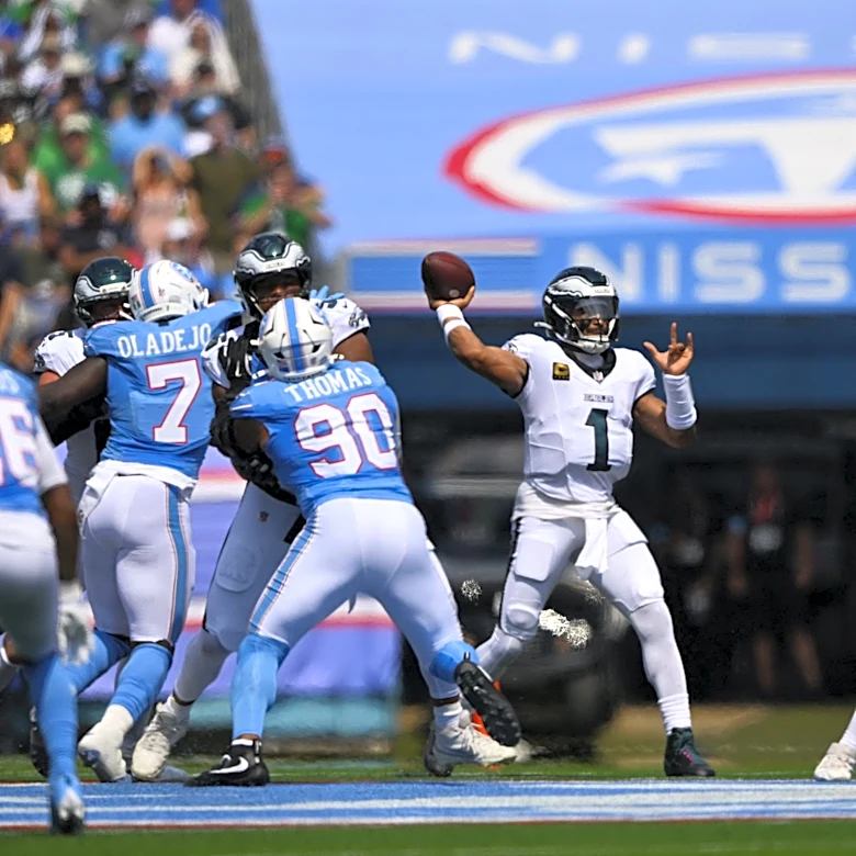 Eagles-Titans analysis: Hurts recovers, defense controls first half