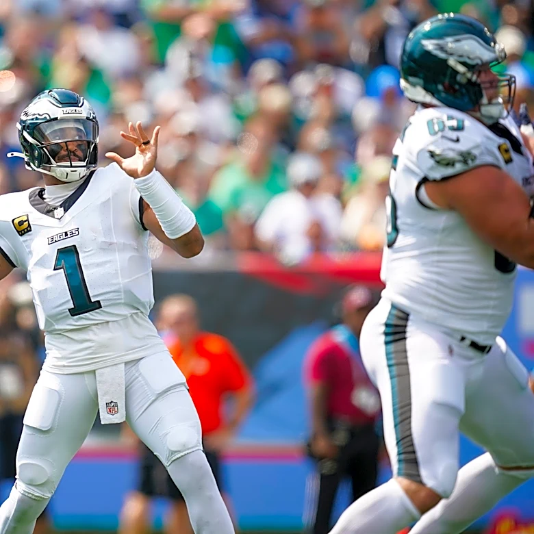 Jalen Hurts credits offseason chemistry for Eagles’ late comeback win