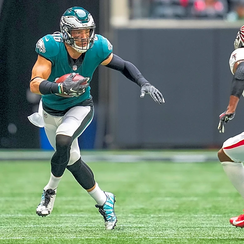 Zach Ertz is 11 catches from setting Eagles' franchise record
