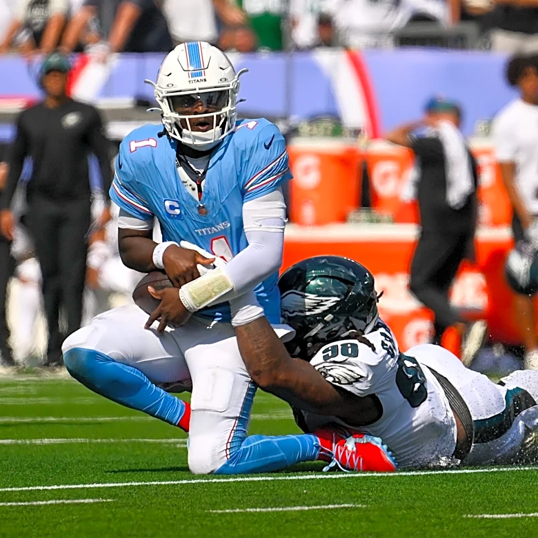 Eagles keep winning despite the defense’s unusual turnover drought