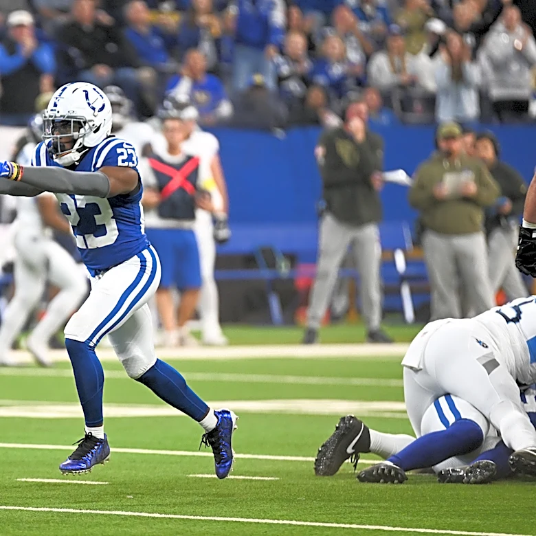 Kenny Moore II's signing is another low-risk win for Howie Roseman