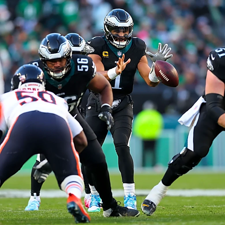 How the Eagles and Bears compare statistically entering MNF in Week 3