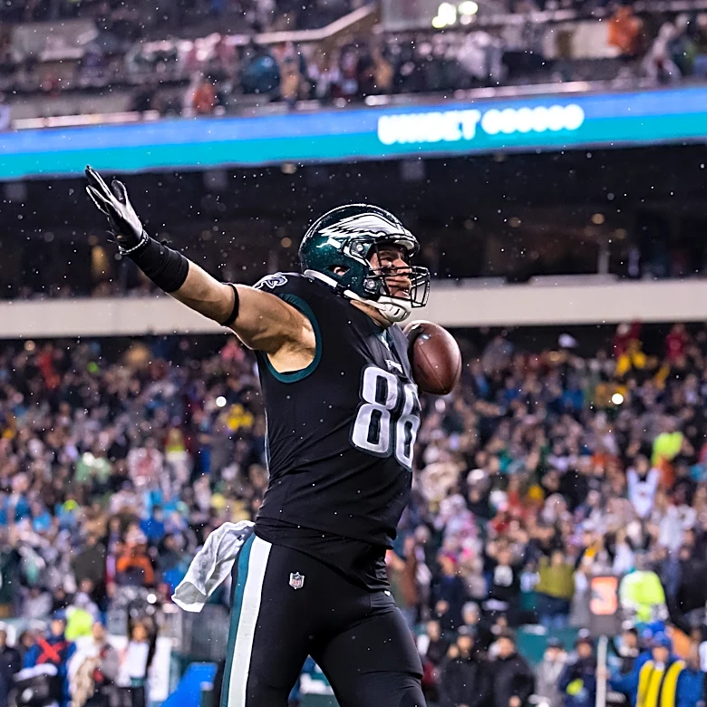 Sean Mannion explains what Zach Ertz could bring to Eagles' offense