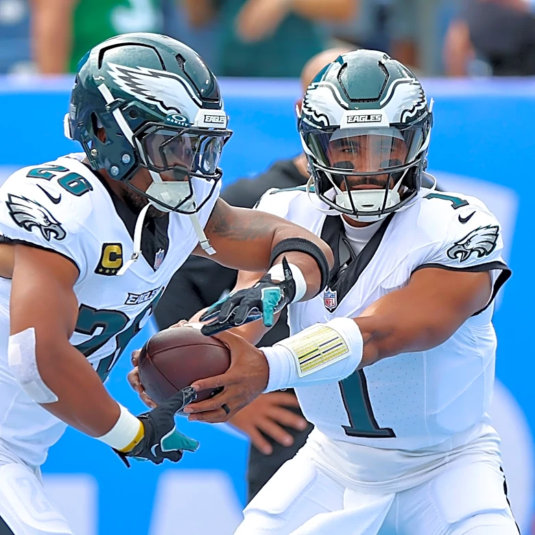Saquon Barkley is present at Eagles practice ahead of Bears matchup