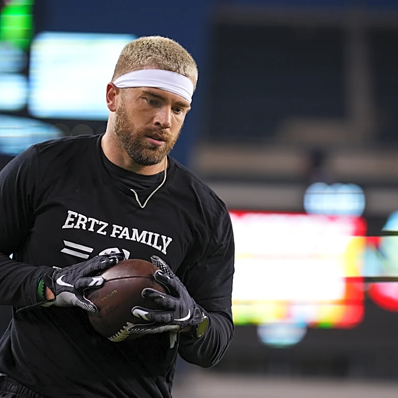 Nick Sirianni updates Zach Ertz’s progress ahead of Bears game