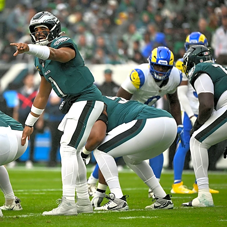 Eagles offense has struggled with efficiency under center after 4 games