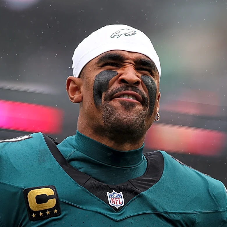 Terrell Owens calls Eagles QB Jalen Hurts a top-three quarterback