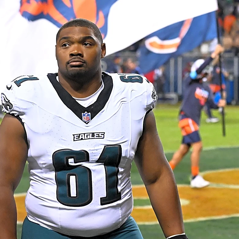 Projecting Eagles' offensive depth chart after trading Cam Jurgens