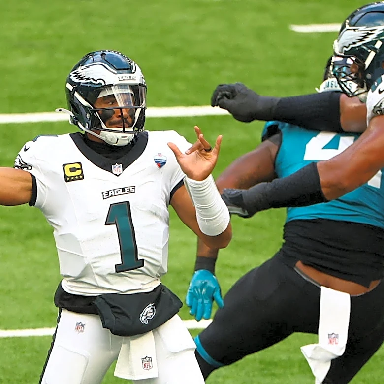 Eagles fall to Jaguars 19-17 in London for third consecutive loss