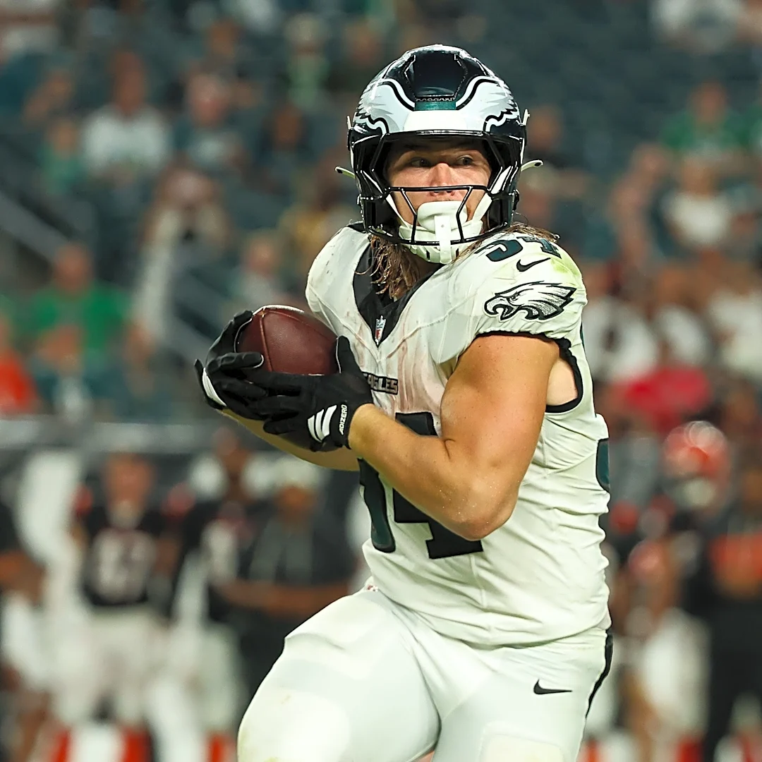 Should the Eagles use Carson Steele at fullback as RB injuries mount?