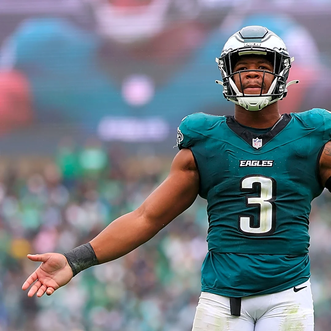 Eagles down to three edge rushers after Nolan Smith exits vs. Panthers