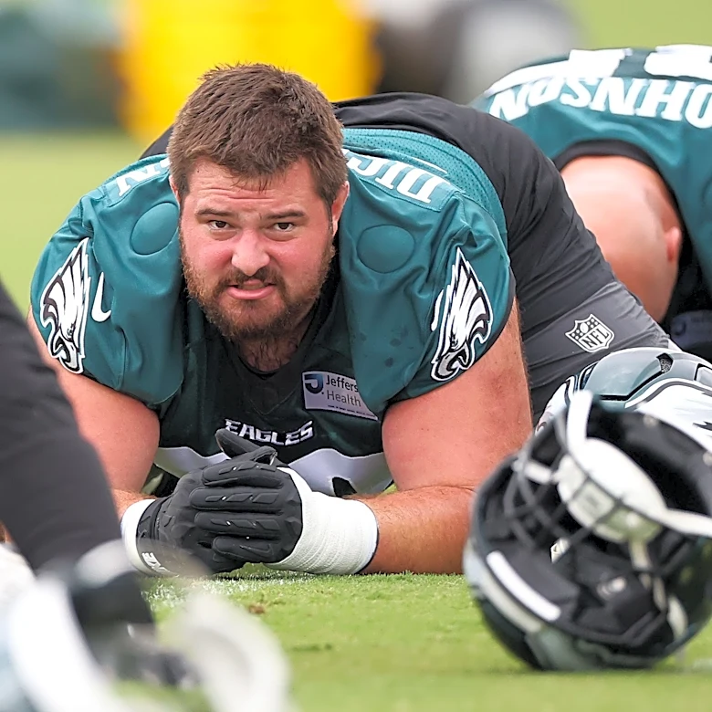 Is Landon Dickerson playing Monday? Latest Eagles injury update