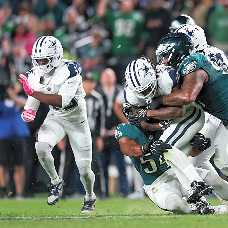 Eagles' defensive collapse leads 6 observations from Cowboys loss