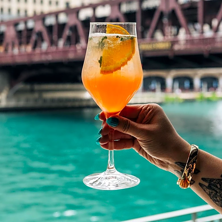 An Expansive New Waterfront Restaurant Settles in Along the Chicago River