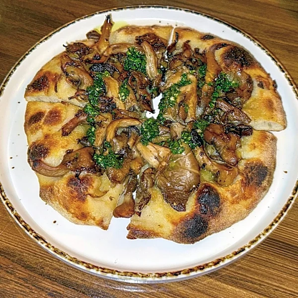 Spain Is Just a Dinner Away at Los Feliz’s Casa Leo
