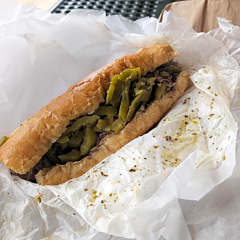 A Jam-Packed 24-Hour Chicago Iconic Dish Crawl