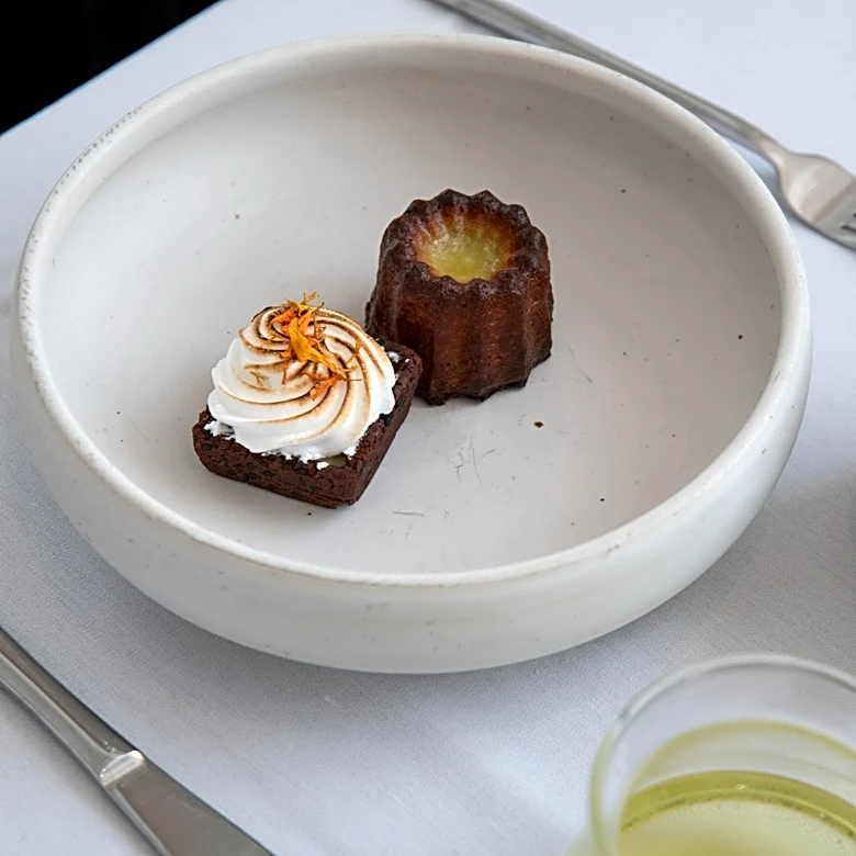 High Tea and Cocktails Highlight Art and Korean Culture on the South Side