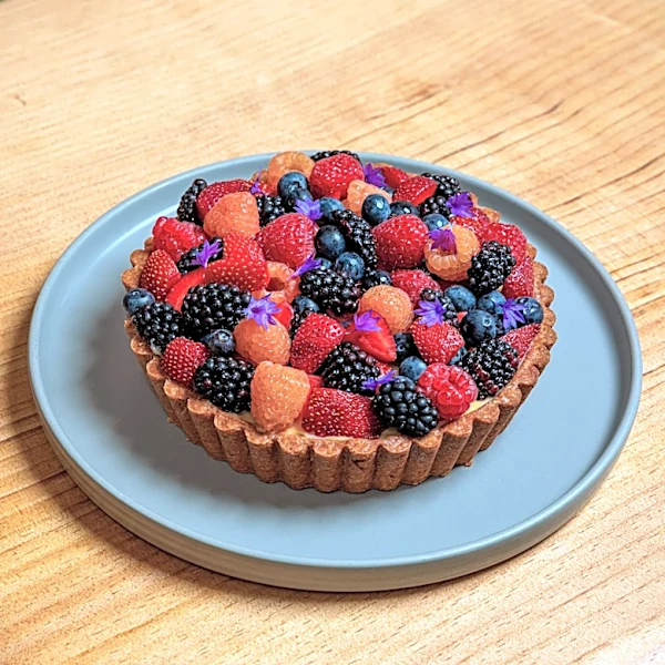 Summer’s Hottest Accessory? The Fruit Tarts at This New Alhambra Bakery.