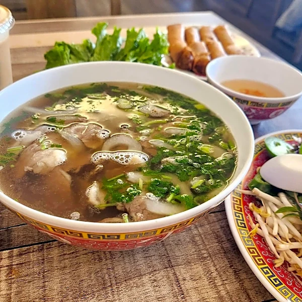 Pho 87 Still Captures the Flavor of Los Angeles