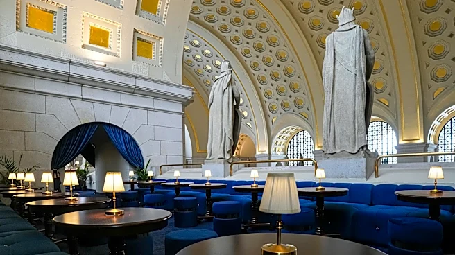 A Luxe Train Car Bar Pops Up in Union Station