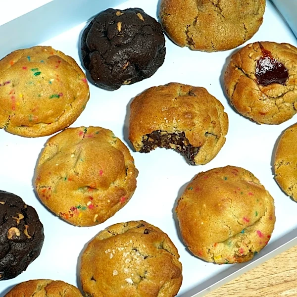 Brady’s Bakery Will Bring Its Cult-Favorite Bread Pudding and Cookies to Echo Park