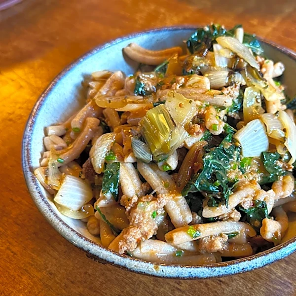 Cafe Lolo Is the Neighborhood Restaurant Every Neighborhood Deserves