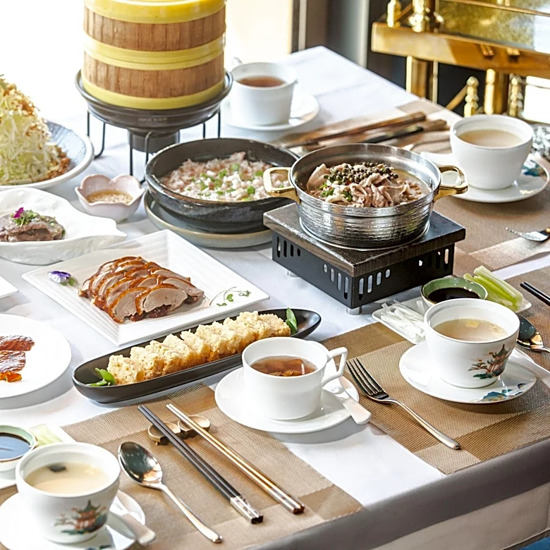 A Fancy Chinese Duck Restaurant Opens in Old La Grenouille