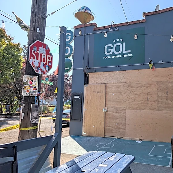 Fire at SE Hawthorne Eurosports Bar Temporarily Closes Multiple Businesses