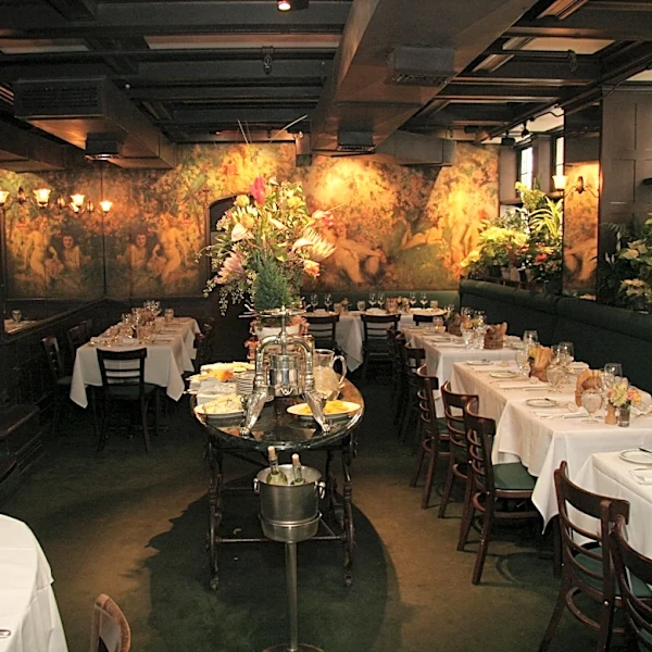 Upper West Side Icon Café des Artistes Is Reopening
