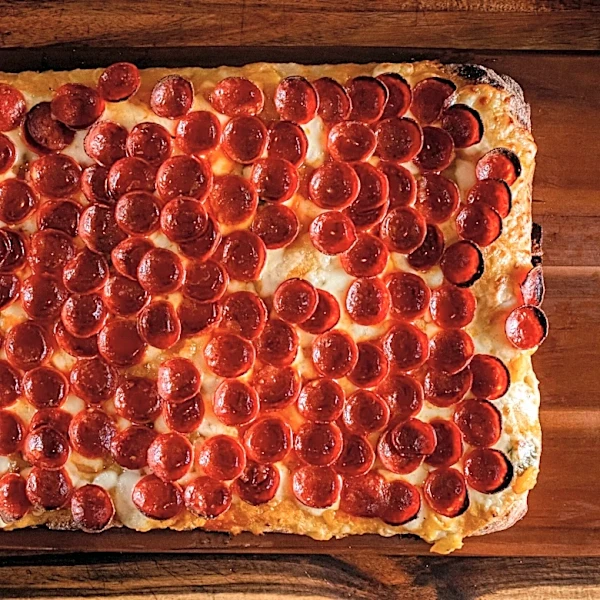 A Roman Pizza Place Calls It Quits in the East Village