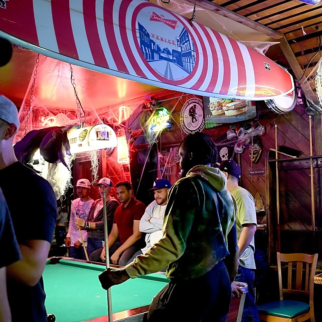 Steal my Food Itinerary: A SoCal Beach Dive Bar Crawl