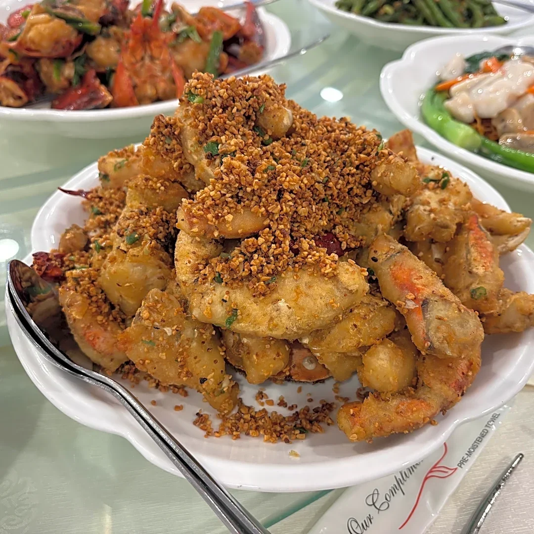 Seafood Palace Is a Fantasyland of Chinese Banquet Food