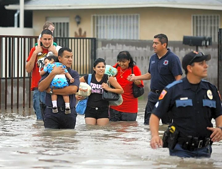 Photos show El Paso's devastating 2006 flood, damage