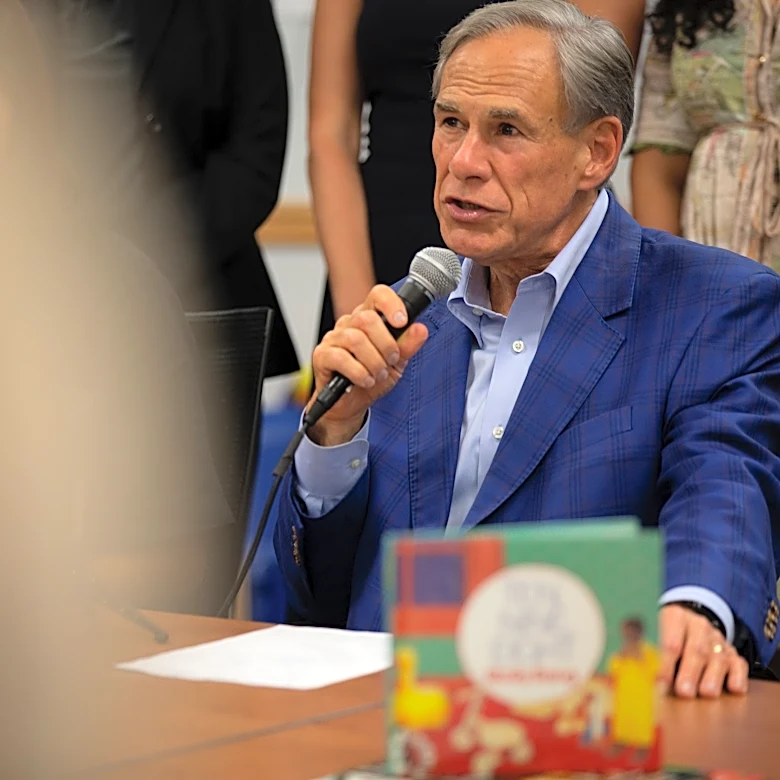 Gov. Greg Abbott, Gina Hinojosa in 'virtual tie' in governor race