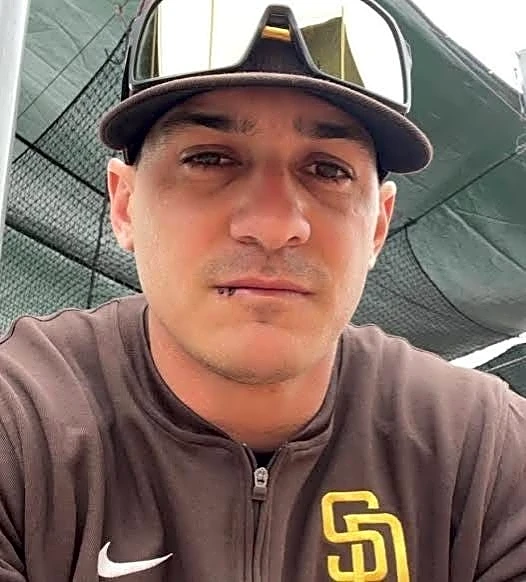 Padres coach detained by ICE at El Paso airport