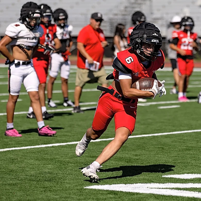 With 17 starters back, No. 8 Hanks poised for big 2026 season