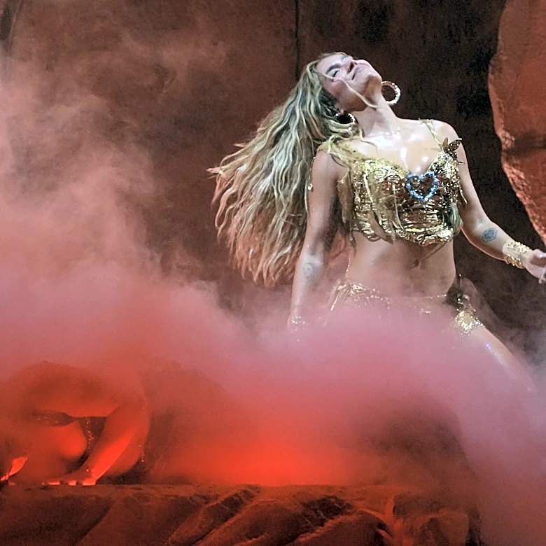 Karol G in El Paso: Concert times, tickets, parking and entry
