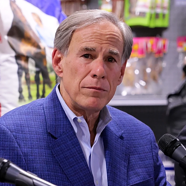 Texas governor's race heads into fall closer than any since 1994